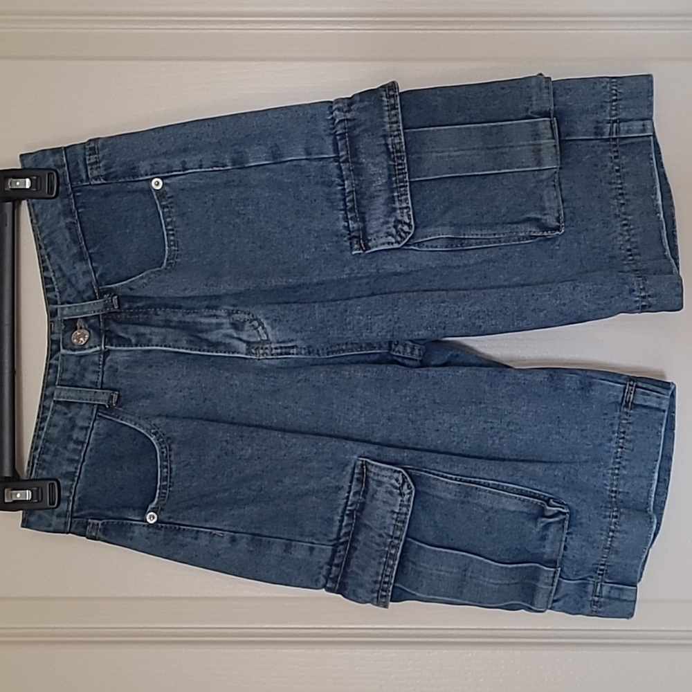 SHEIN Blue Cargo Denim Shorts Size 26